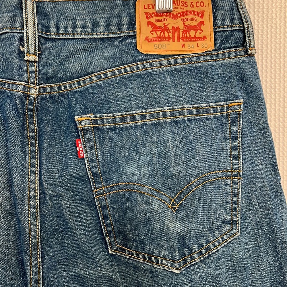 Levi Medium Wash Jeans 34/30